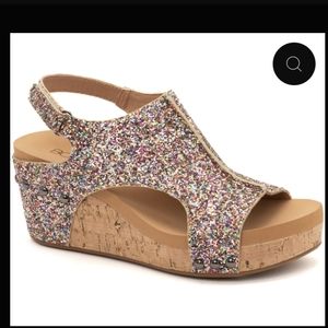 Corky's Carly Confetti